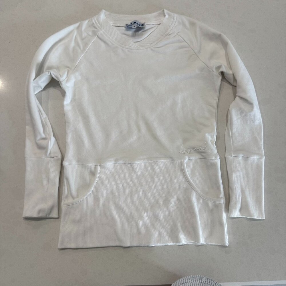 Club Med White Pullover Fitted Longsleeve Top with Pockets, Embroidered, sz S